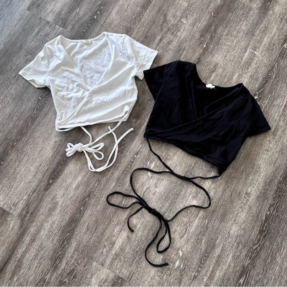 Size small Wrap Crop Tops - Black and White